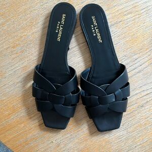 Saint Laurent Tribute sandal